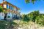 Villa 303 mq, soggiorno, più di 3 camere, zona Calderino (Amola