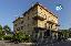 Palazzo 1100 mq, zona Tombaccia