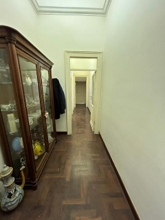 zoom immagine (Appartamento 120 mq, soggiorno, 3 camere, zona Vomero)