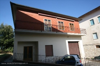 zoom immagine (Casa singola 207 mq, 2 camere, zona Montepulciano)