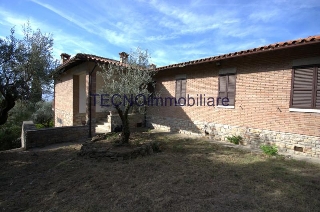 zoom immagine (Villa, 4 camere, zona Fontignano)