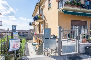 zoom immagine (Appartamento 89 mq, 2 camere, zona Peschiera del Garda)
