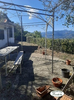 zoom immagine (Casa indipendente in Vendita a Vezzano Ligure)