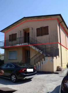 zoom immagine (Appartamento 154 mq, soggiorno, 2 camere, zona San Biagio)