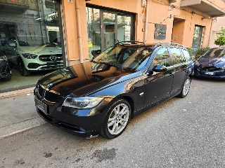 zoom immagine (BMW 320d Touring Futura)