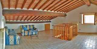 zoom immagine (Appartamento 260 mq, soggiorno, 3 camere, zona Montepulciano Capoluogo)