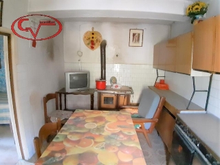 zoom immagine (Casa a schiera 60 mq, soggiorno, 1 camera, zona Mercatale - Torre)