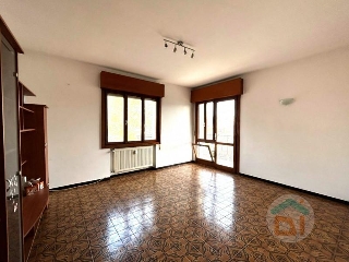 zoom immagine (Appartamento 58 mq, soggiorno, 2 camere, zona Gradisca d'Isonzo - Centro)